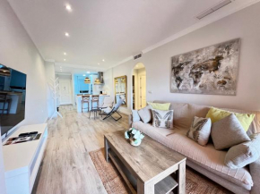 PUSHE Playa Granada Beach & Golf 27, Motril